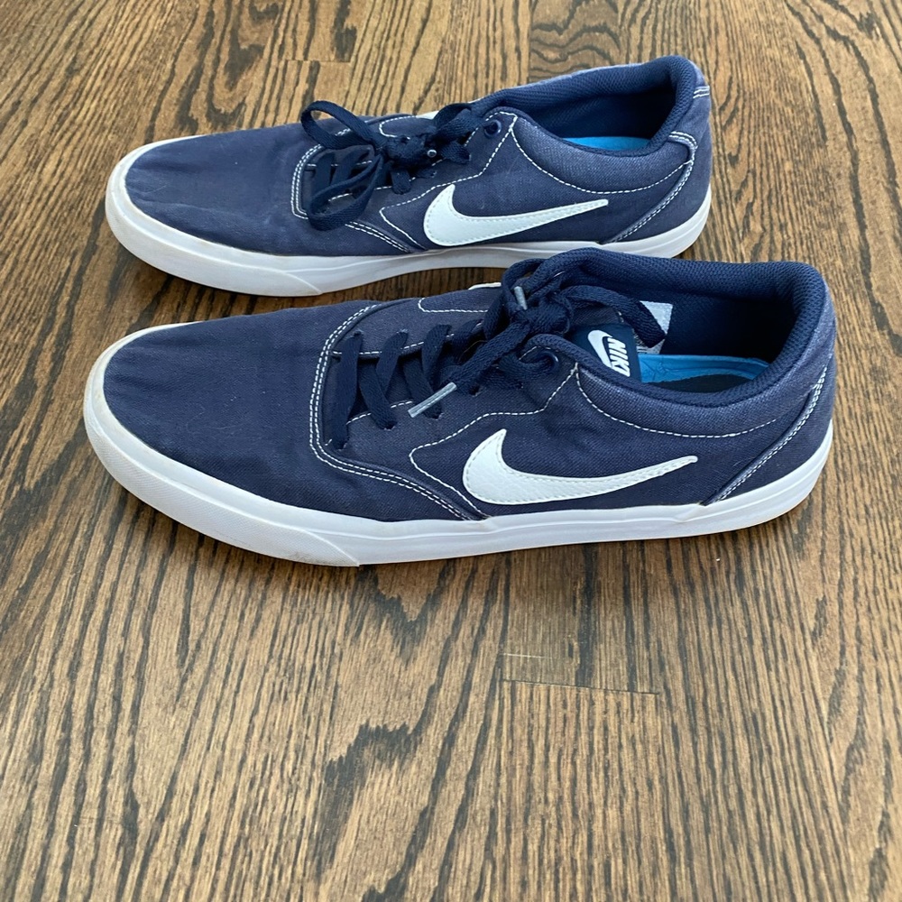 Nike Charge sneakers